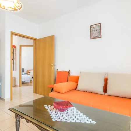 Arbanija 7543a * Trogir