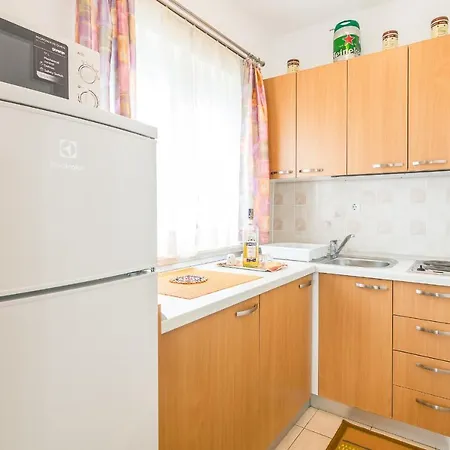 Arbanija 7543a Trogir